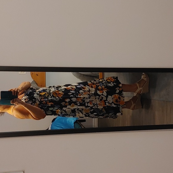 New Navy Abstract Cutout-Front Sleeveless Midi Dress - Picture 6 of 8